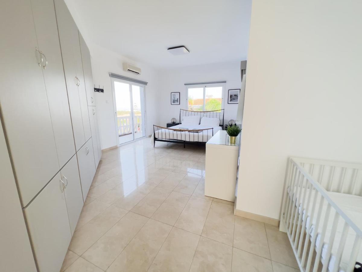 Grand Villa Lynn Seaview Ayia Napa Exteriér fotografie