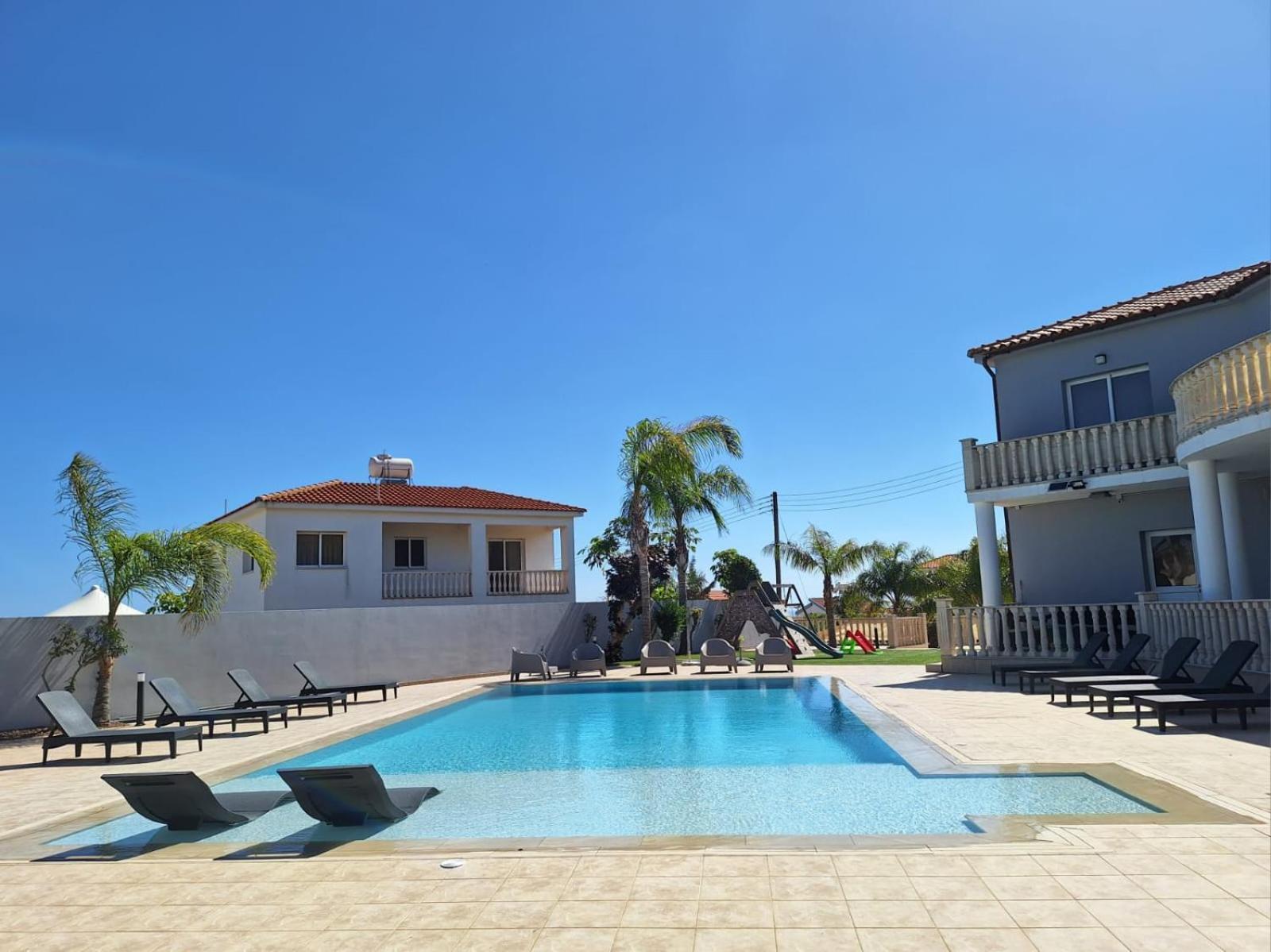 Grand Villa Lynn Seaview Ayia Napa Exteriér fotografie